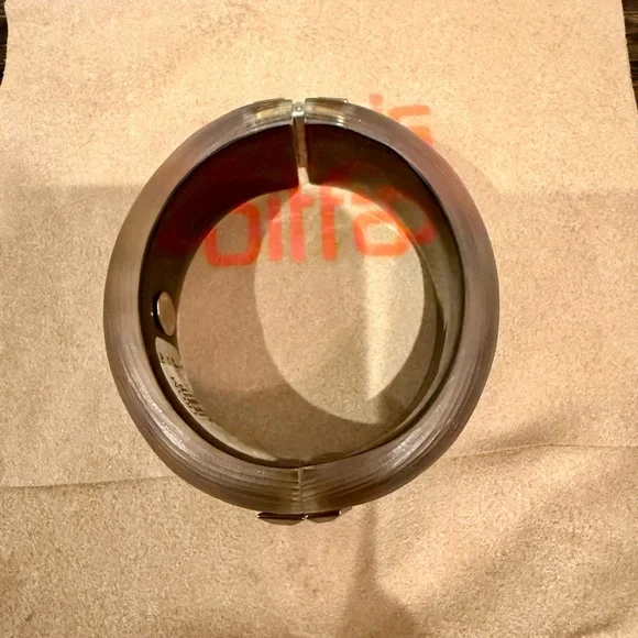 Alexis Bittar Archived Animal Print Lucite Bracelet - Picture 4 of 6